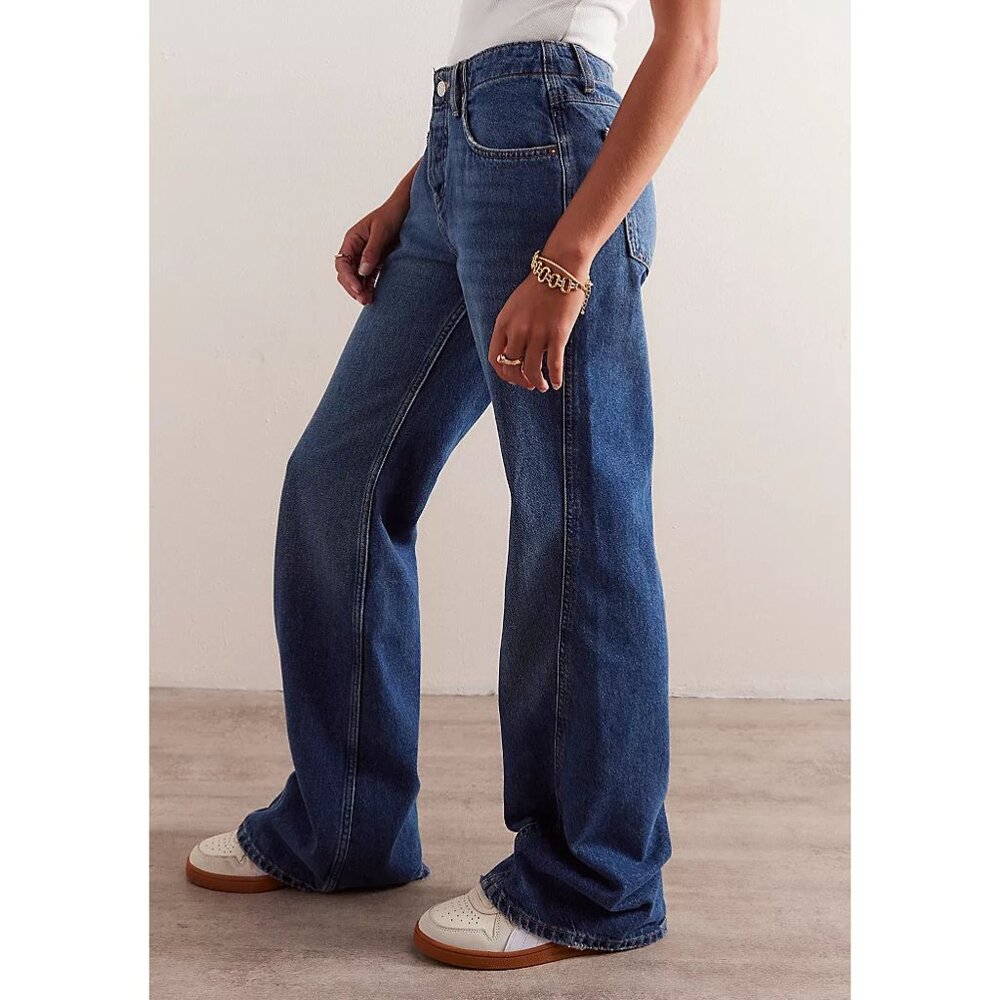 FREE PEOPLE Expert Advice Flare Jeans / Seabrushed - Picture 7 of 13